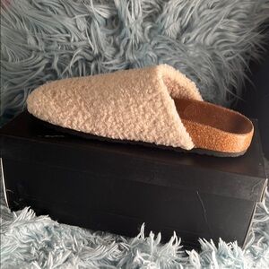 Nicole Miller Cream and Brown Cozy Slip on